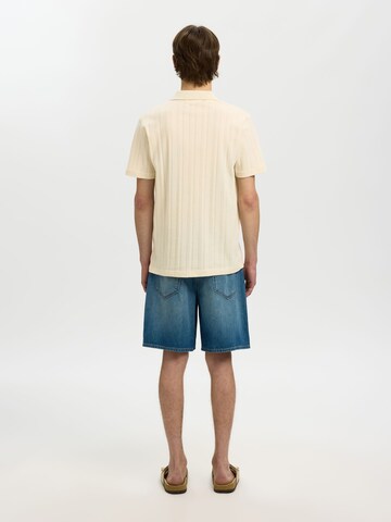 SELECTED - Camiseta en beige