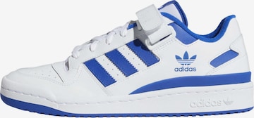 Sneaker bassa 'Forum' di ADIDAS ORIGINALS in bianco: frontale