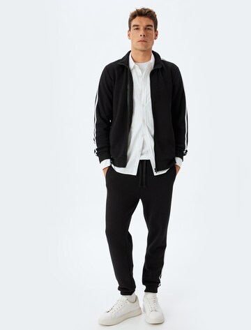 Koton Sweatjacke in Schwarz