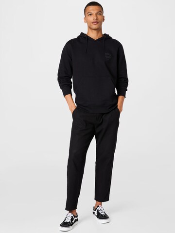 Nudie Jeans Co Sweatshirt 'Franke' in Black