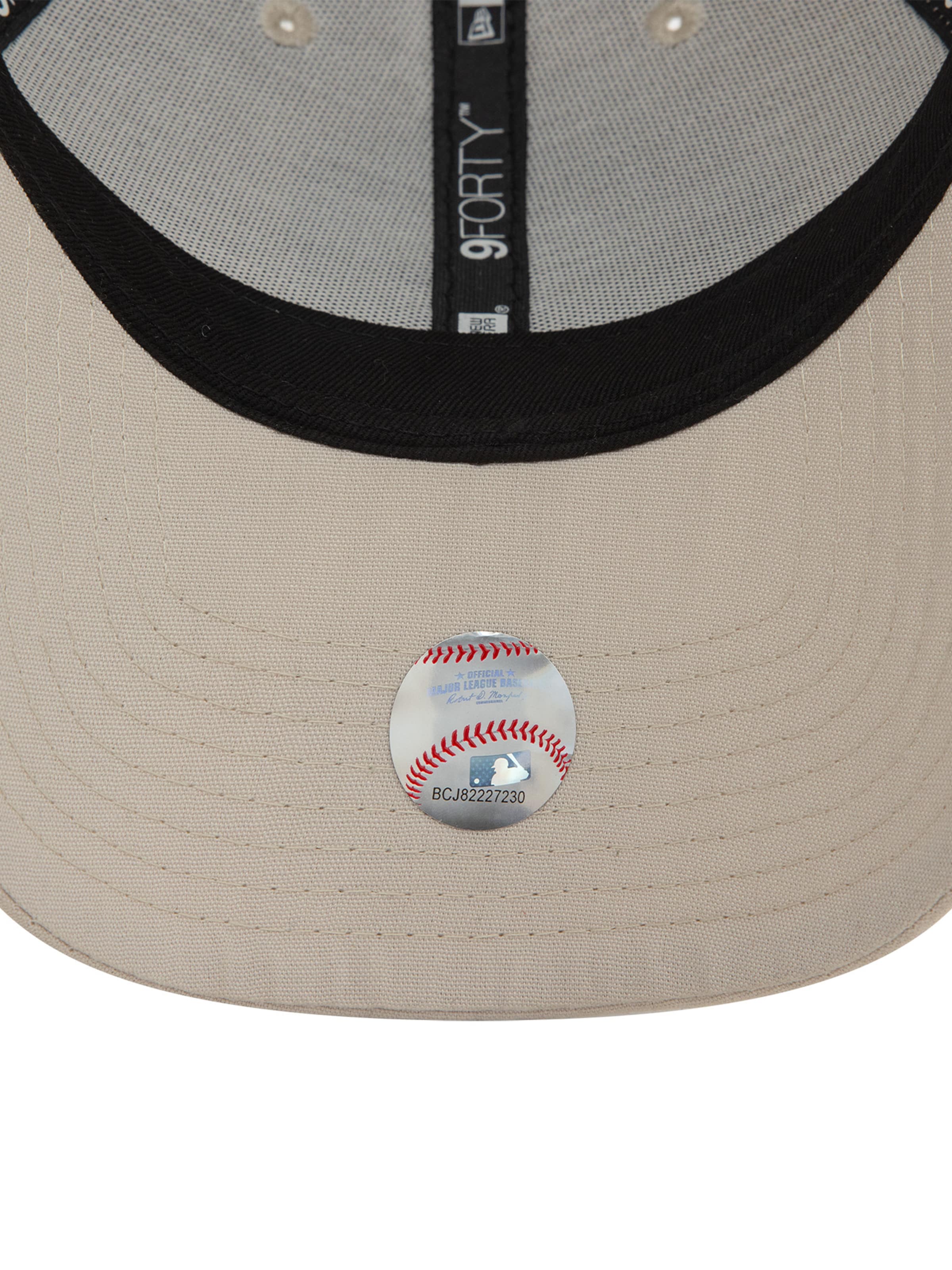 Casquette 'Repreve 9Forty Neyyan' NEW ERA en beige