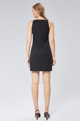 Robe HOME STORE en noir