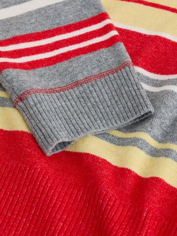 Next Sweater in Red