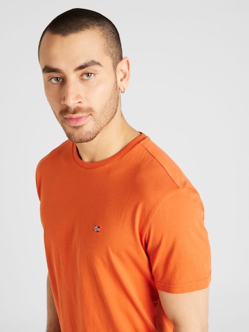 NAPAPIJRI - Camiseta 'SALIS' en naranja