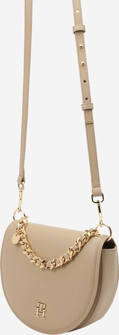 TOMMY HILFIGER Schoudertas 'Chic' in Beige: voorkant