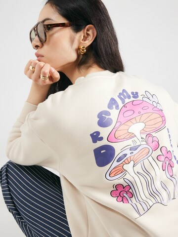 Hailys - Sudadera en beige