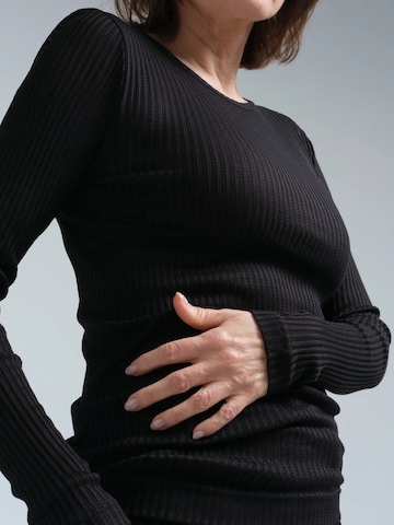 Seamless Basic Shirt 'Alma' in Black