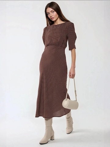 Hiccup Kleid in Braun