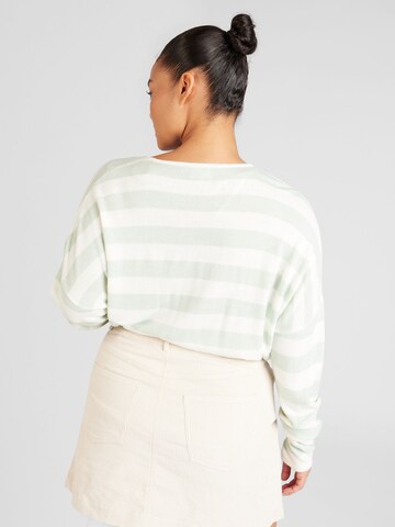 Pull-over 'AMALIA' ONLY Carmakoma en vert