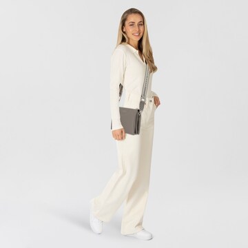Ted Baker Umhängetasche 'Esille' in Grau: Vorderseite