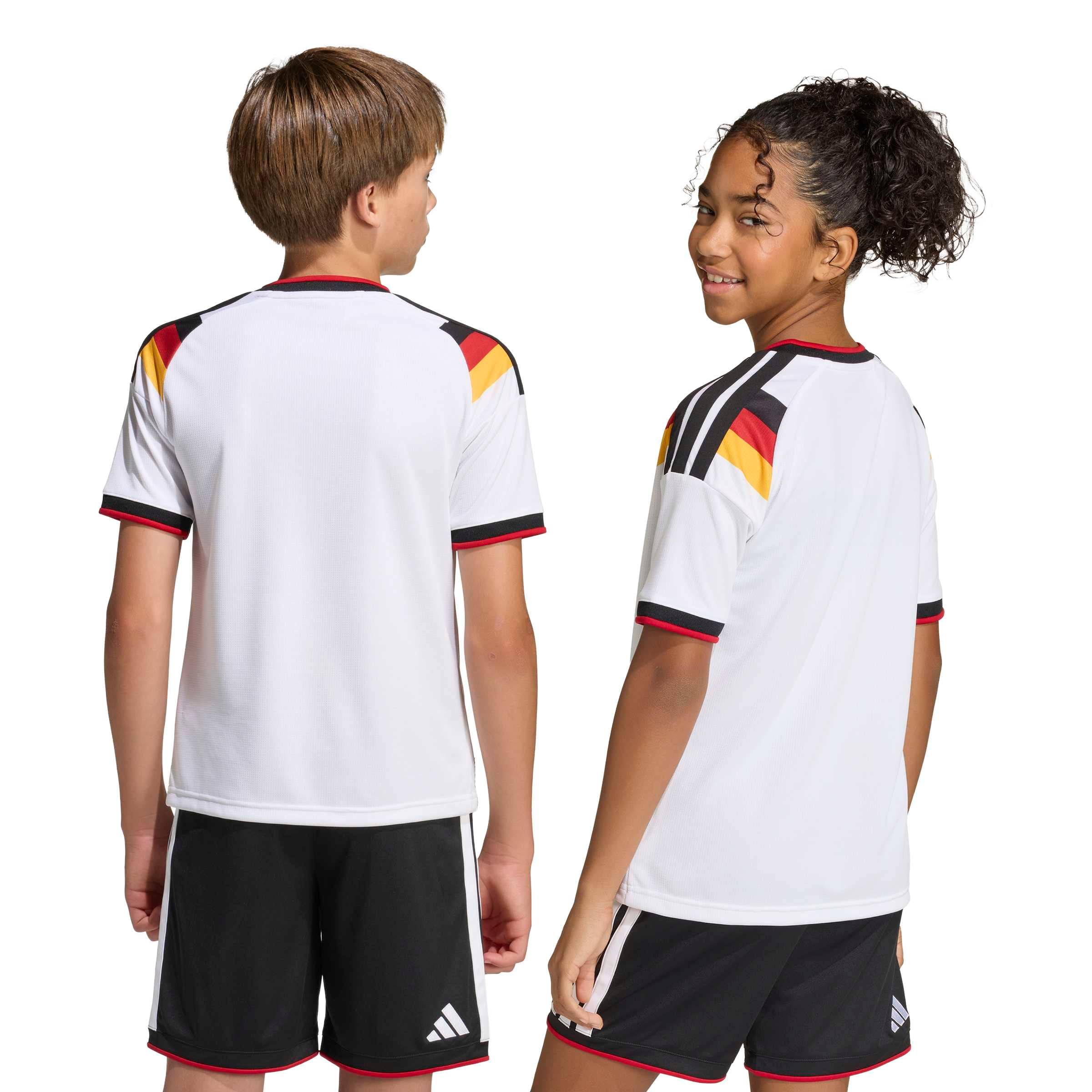 ADIDAS PERFORMANCE Функционална тениска 'Deutschland 26' в бяло