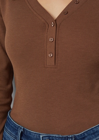 T-shirt s.Oliver en marron