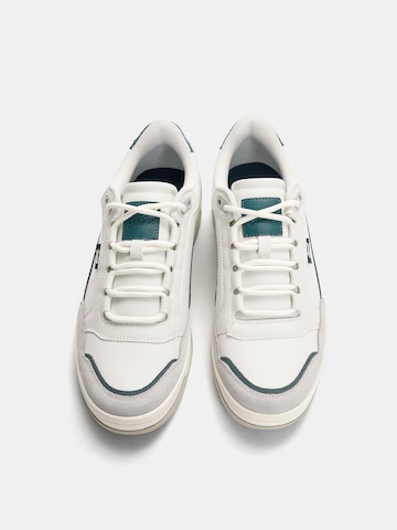 Sneaker bassa di Pull&Bear in grigio