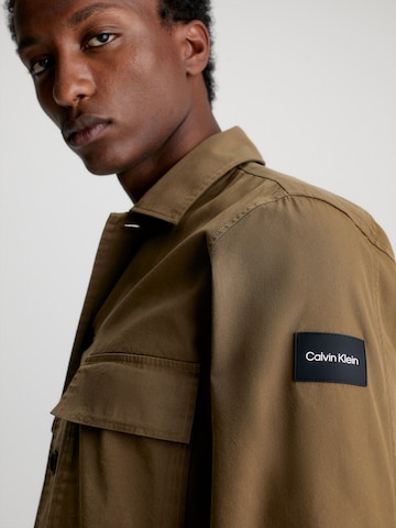 Veste mi-saison Calvin Klein en marron