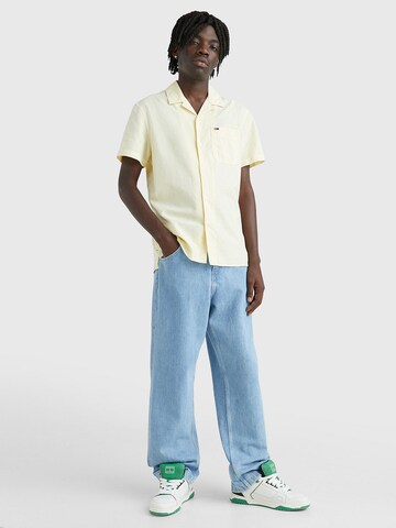 Tommy Jeans Regular fit Button Up Shirt in Yellow