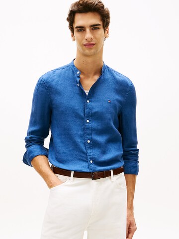 TOMMY HILFIGER Regular Fit Hemd in Blau: Vorderseite