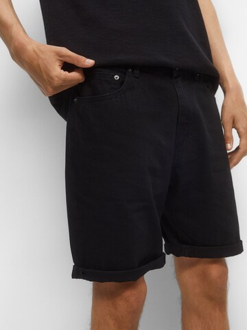 Pull&Bear Loosefit Shorts in Schwarz