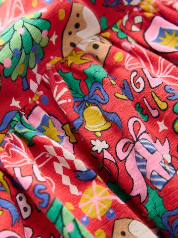 Rochie de la Next pe roșu
