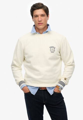 Superdry Sweatshirt in White: front