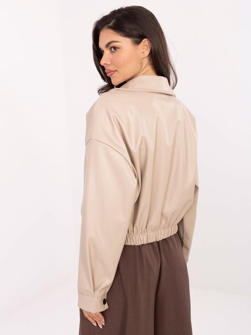 madnezzmilano Übergangsjacke in Beige