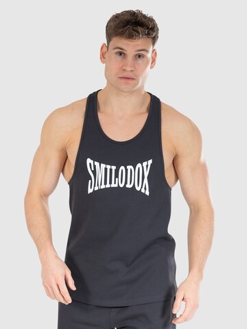 Smilodox Functioneel shirt 'Classic Pro' in Grijs: voorkant