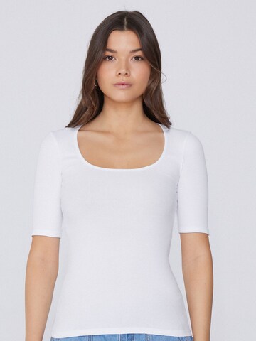 Tezenis Shirt in White: front