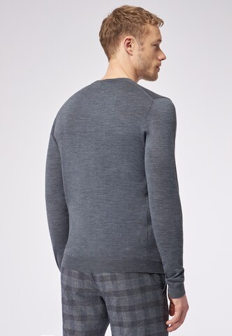 ROY ROBSON Sweater in Grey
