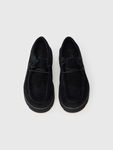 juoda Clarks Originals Batai su raišteliais 'Meare Walla'