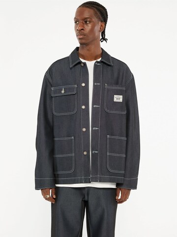 GUESS Übergangsjacke in Grau: Vorderseite
