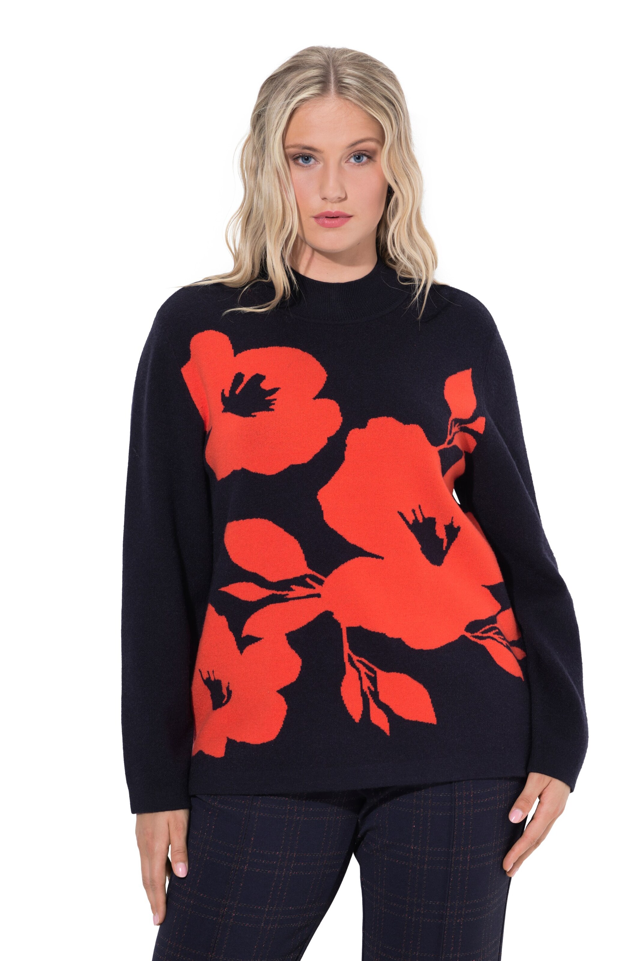 Ulla Popken Sweater in Black: front