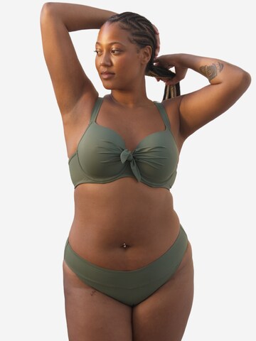 SugarShape Bikinibroek 'Valencia' in Groen: voorkant