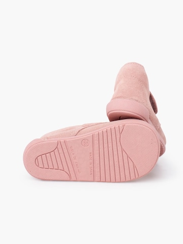 Pisamonas - Bota em rosa
