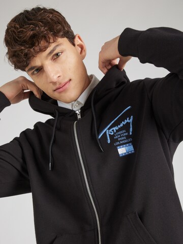 Tommy Jeans Sweatshirt in Black