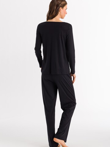 Hanro Langarm Pyjama ' Moments ' in Schwarz