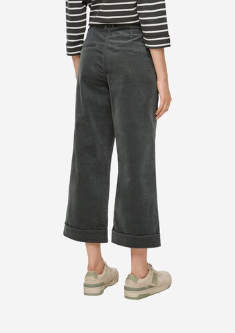 s.Oliver Loose fit Trousers in Green