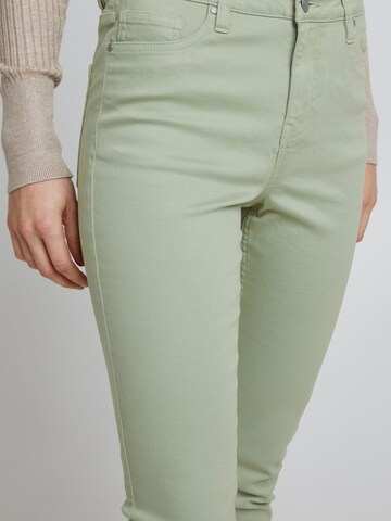 Coupe slim Jean ' Lola ' b.young en vert