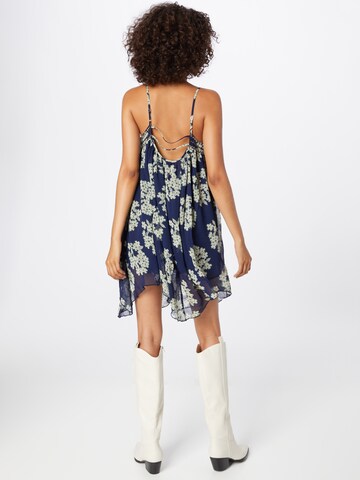 Robe River Island en bleu