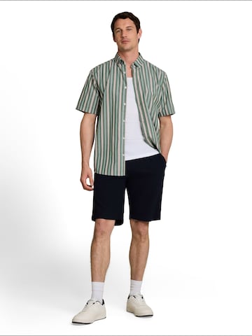 TOM TAILOR Comfort fit Button Up Shirt in Green