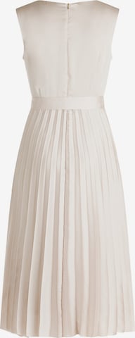 Betty & Co Cocktailkleid in Beige