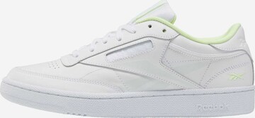 Sneaker low 'Club C 85' de la Reebok pe alb