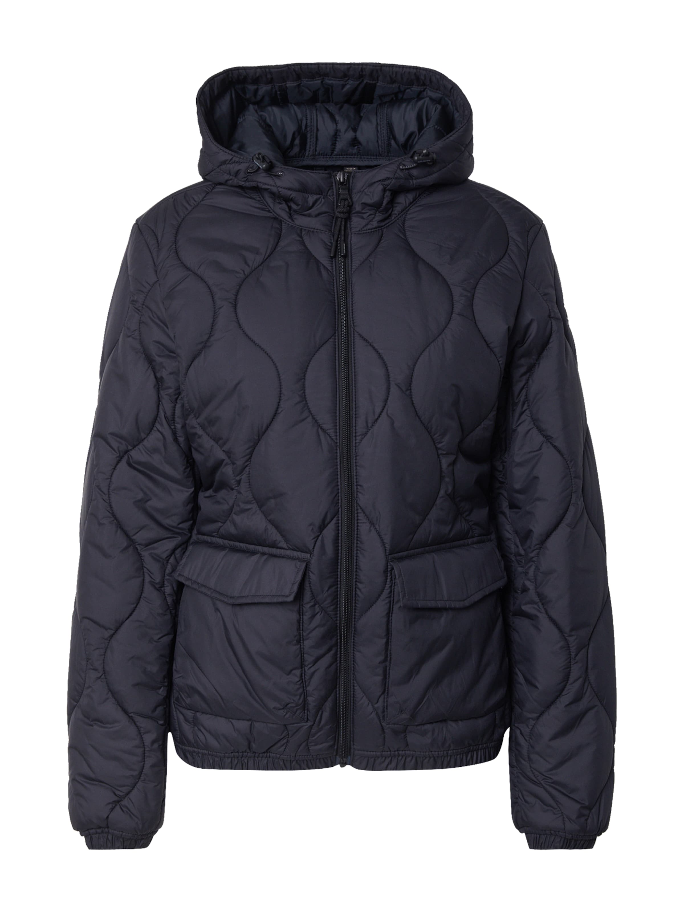 NAPAPIJRI Winter Jacket in Black: front