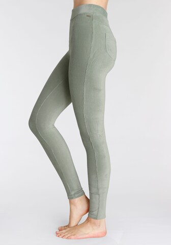 LASCANA Skinny Leggings in Grün