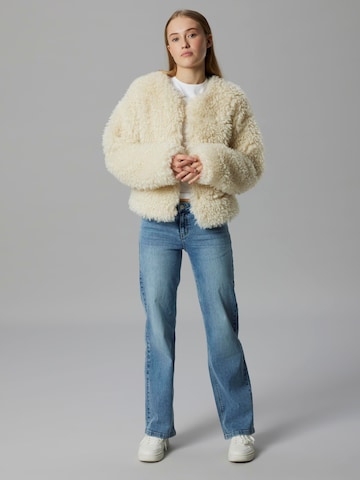 Veste mi-saison LMTD en blanc