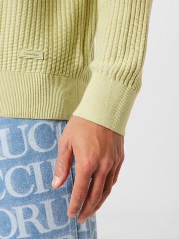 Pull-over Calvin Klein en jaune