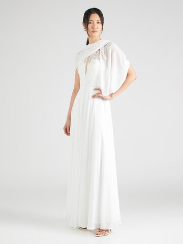 Unique Вечернее платье в Белый