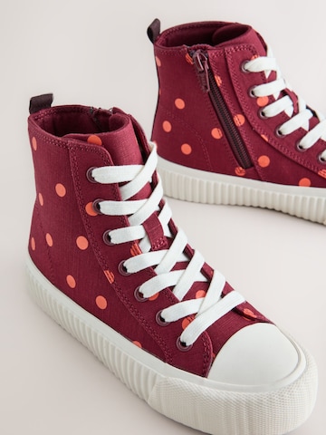 Next Sneaker in Rot
