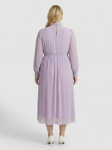 Guido Maria Kretschmer Curvy Mekko 'Kate' värissä lila