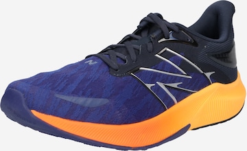 Chaussure de course 'FC Propel' new balance en bleu : devant