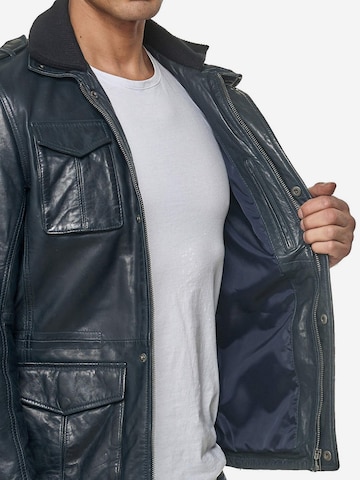 Tazzio Übergangsjacke '19706' in Blau