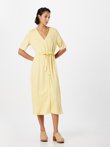 Robe-chemise 'BIOLA' minimum en jaune : devant